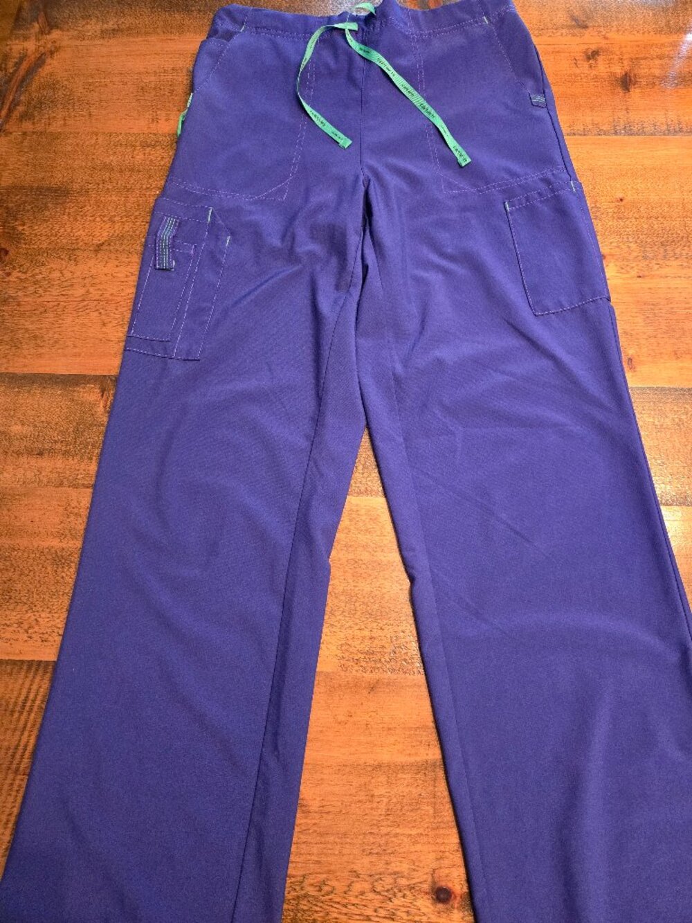 Carhartt scrub pants 52110, sz small, grape